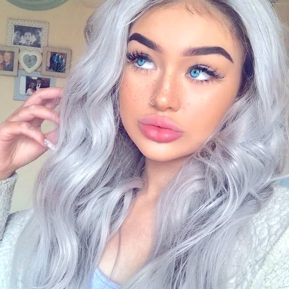 Meet your Posher, Ashley - Picture 1 of 1